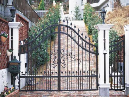 洛陽(yáng)鐵藝-鐵藝門(mén)柱