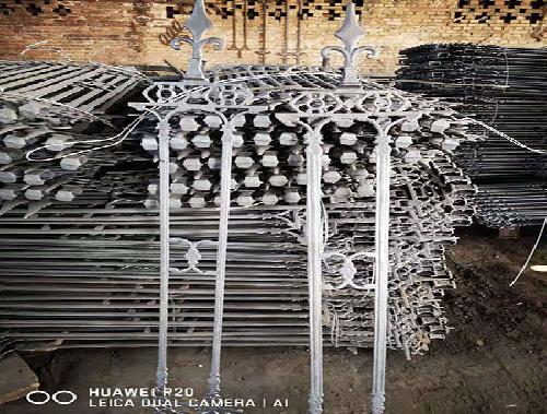 洛陽鋅鋼護(hù)欄廠